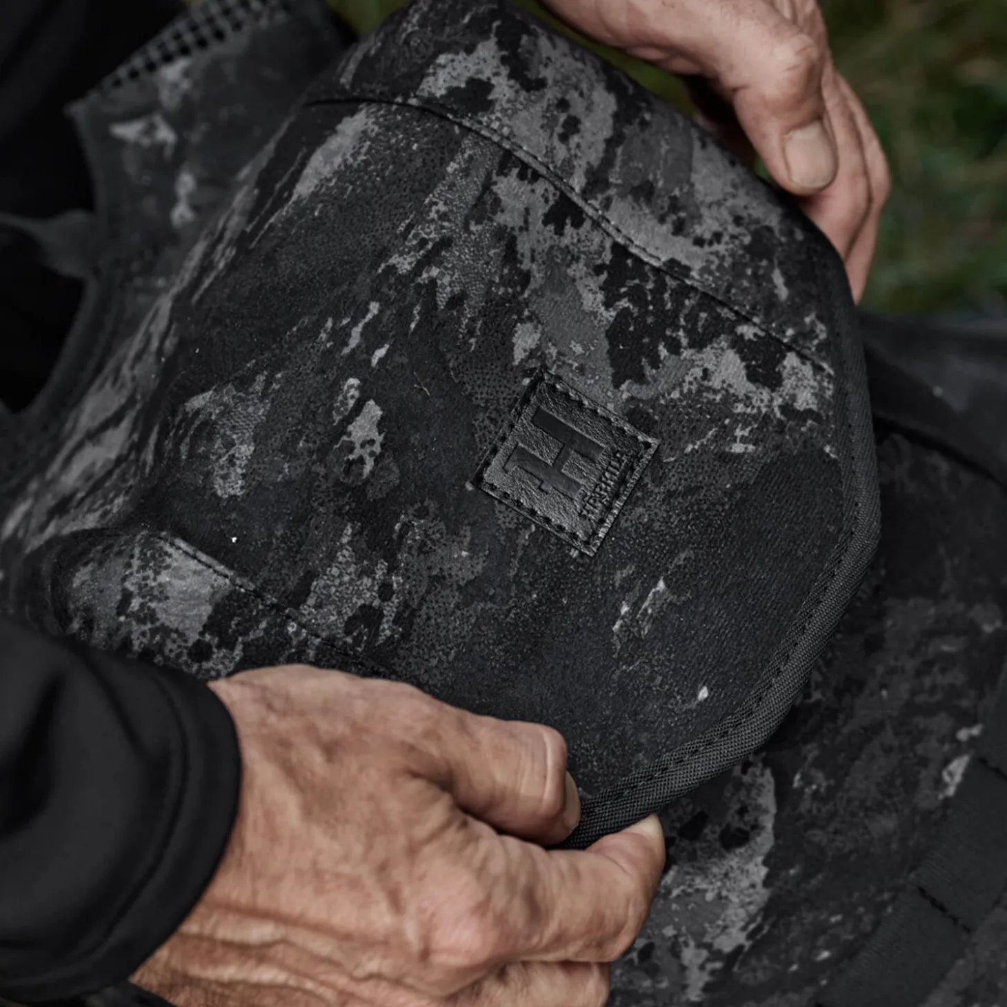 Härkila 12-Liter-Rucksack Noctyx (AXIS MSP Black)